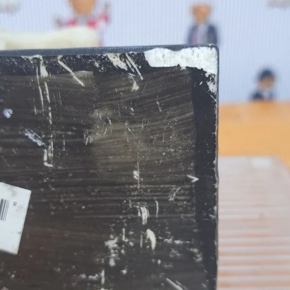 Bellaa decorative skulls small storage Celtic knot design resin bookends - Picture 8 of 8